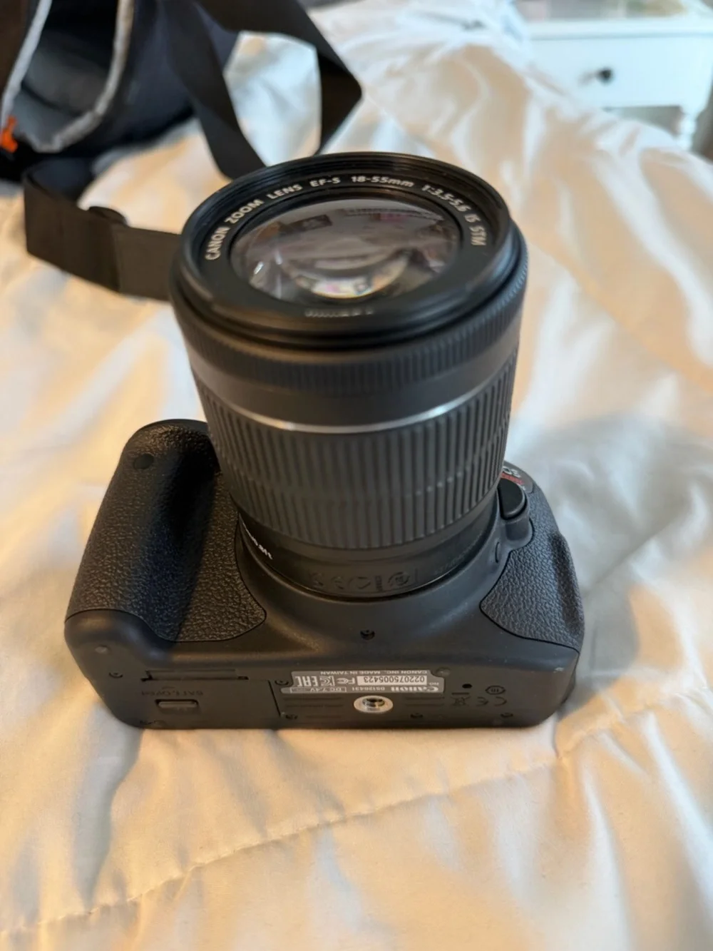 Canon eos rebel t5i DSLR digital camera and lens kit bundle